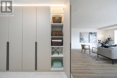 5280 LAKESHORE ROAD, Burlington (appleby), אונטריו L7L 5R1, קנדה