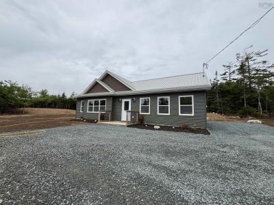 10588 HIGHWAY 7, Oyster Pond, Nouvelle-Écosse B0J 2L0, Canada