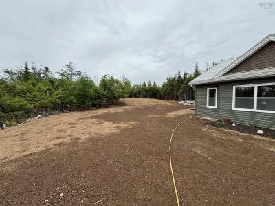 10588 HIGHWAY 7, Oyster Pond, Nouvelle-Écosse B0J 2L0, Canada
