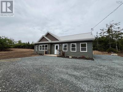 10588 HIGHWAY 7, Oyster Pond, Nouvelle-Écosse B0J 2L0, Canada