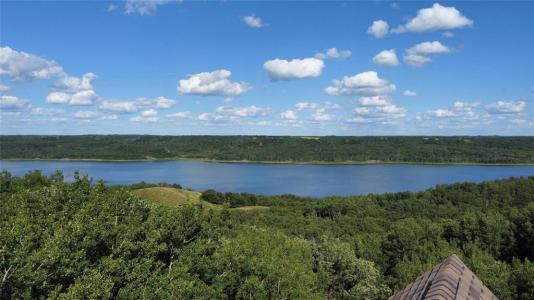 106 SPEISS TERRACE, Lake Of The Prairies, Manitoba R0J 1L0, Canada