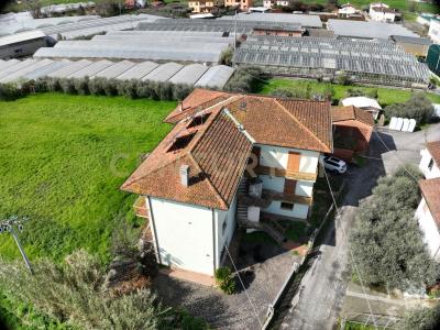 Via di Campo, Pescia, Toscana 51017, Italie