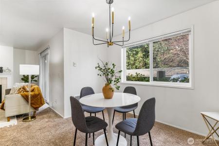 6525 200th Street , 101, Lynnwood, Washington 98036, HOA KỲ