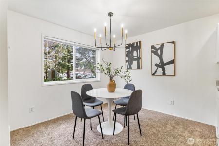 6525 200th Street , 101, Lynnwood, Washington 98036, HOA KỲ
