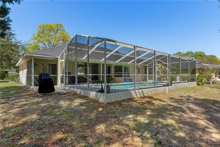 155 Pine Street, Homosassa, Florida 34446