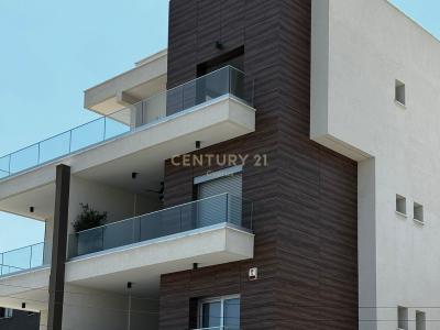 Mesa Geitonia, Cyprus