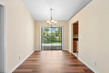 1563 40th Street, West Palm Beach, Floride 33407, États-Unis