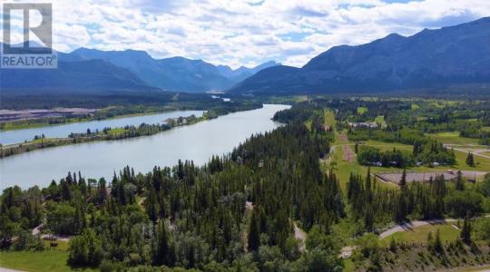 9 BAGLEY PASS, Rural Bighorn No. 8, M.d. Of, Alberta T0L 2C0, Canada