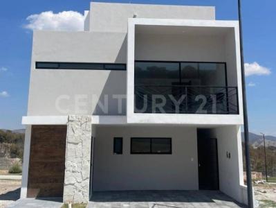Casa en venta Sauco Club Campestre Haras del Bosque, Zona Periférico, Puebl .,, Amozoc, Пуэбла 72998, Мексика