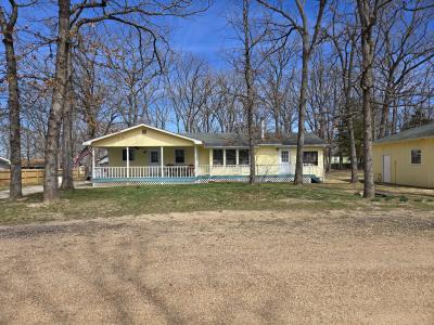 25193 Cedar Crest Drive, Hermitage, Missouri 65668