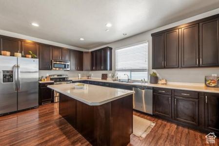 4712 W SOUTH JORDAN PKWY S, South Jordan, Utah 84009, USA