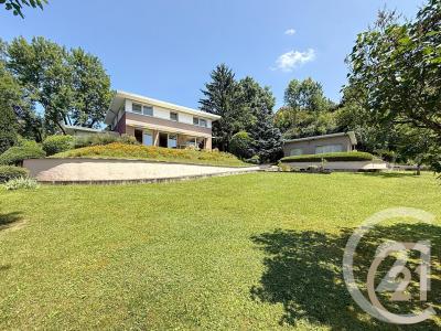 St Max, Lorena 54130, Francia