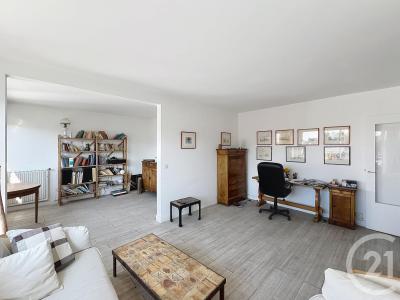 Garches, Ilha De França 92380, França