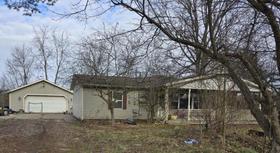 4404 N  Lake Rd, West Farmington, Ohio 44491, USA