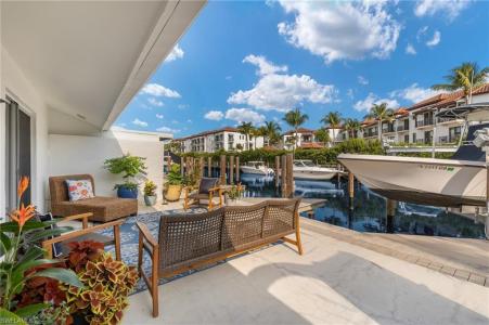 1435 Curlew AVE 3, NAPLES, Florida 34102, USA