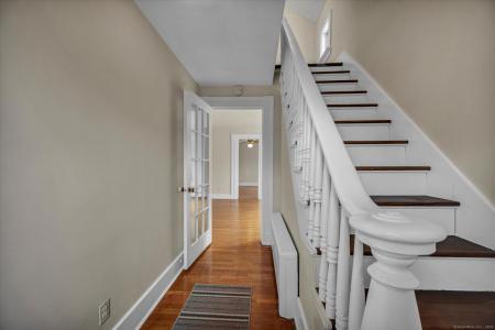 35 High Street, Canton, Connecticut 06019, USA