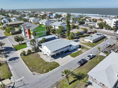2116/2114 1st St, Indian Rocks Beach, 佛羅里達州 33785, 美國