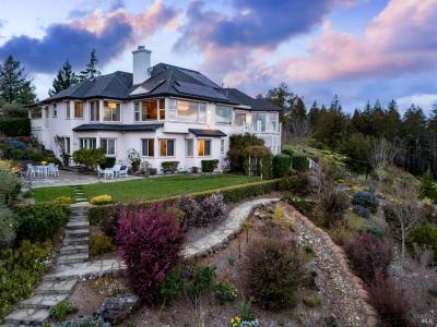 3682 Rocky Knoll Way, Santa Rosa, California 95404, USA