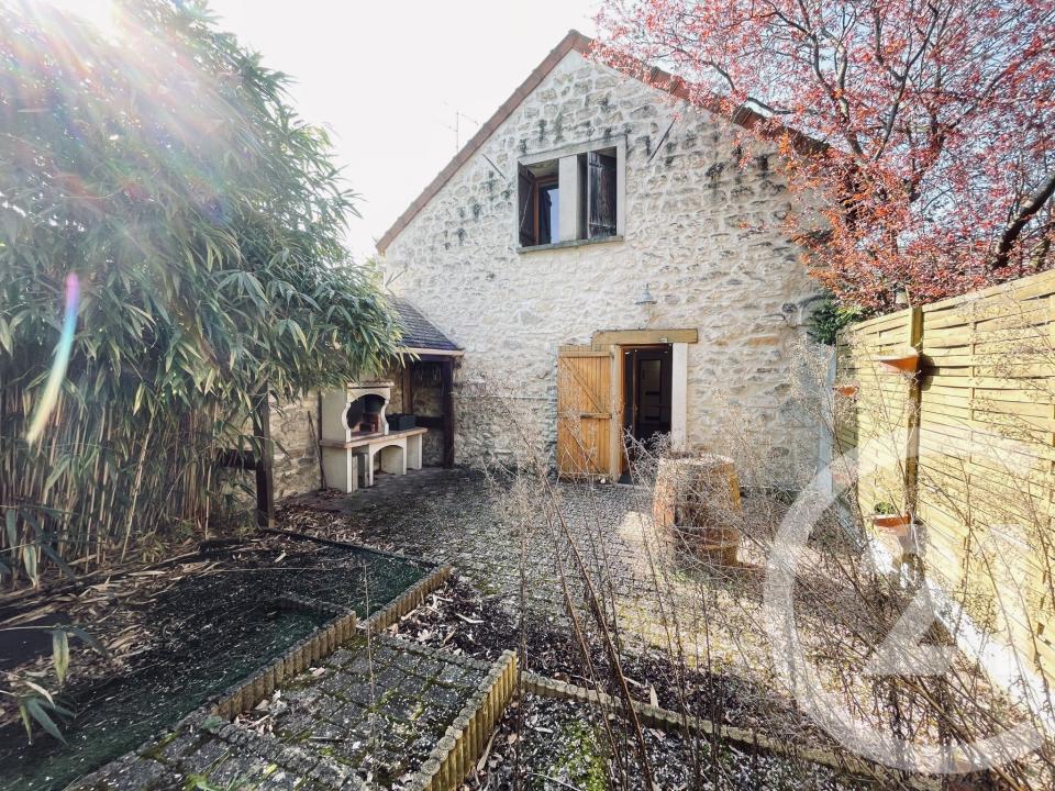 Pierrelaye, Île-de-France 95480, France