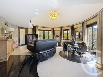 Thiais, Île-de-France 94320, アキタン