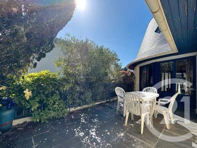 Thiais, Île-de-France 94320, アキタン