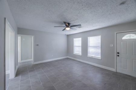5007 Northridge Drive, Houston, Texas 77033, USA