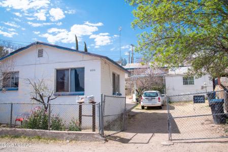 925 N Santa Cruz Street, Nogales, Arizona 85621, USA