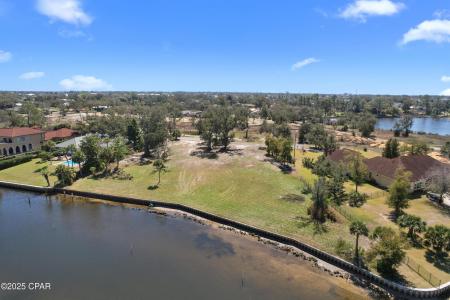 3034 W 27th Court, Panama City, Floryda 32405, USA