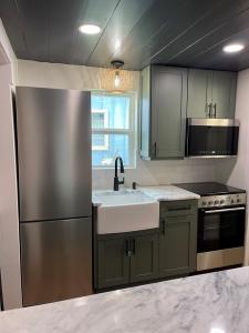 612 Tanglewood Lane, Kerrville, Texas 78028, USA