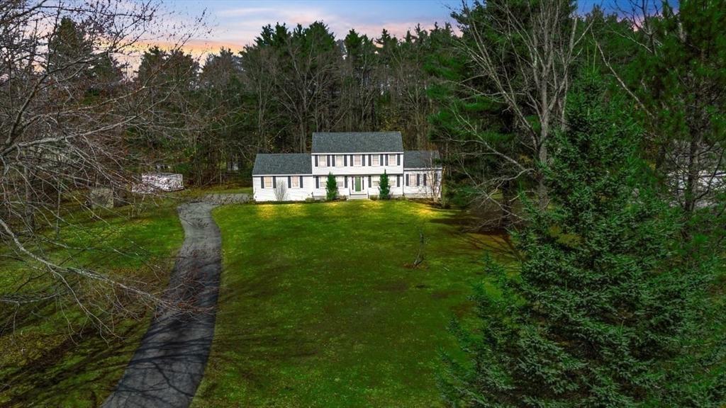 2 Spencer Way, Merrimac, Massachusetts 01860