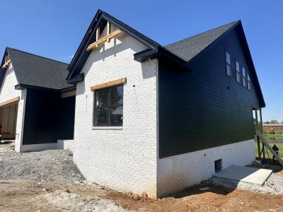 230 Hall Ct, Adams, Tennessee 37010, USA