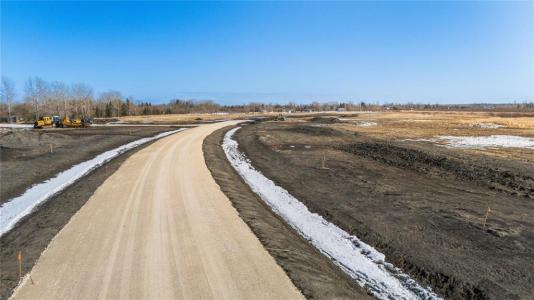 2034 NALEWAY ROAD, East St Paul, Manitoba R2E 1R1, Canada