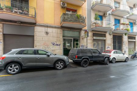 Via Cagliari, Catania, Sicilia 95100, イタリア