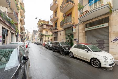 Via Cagliari, Catania, Sicilia 95100, イタリア