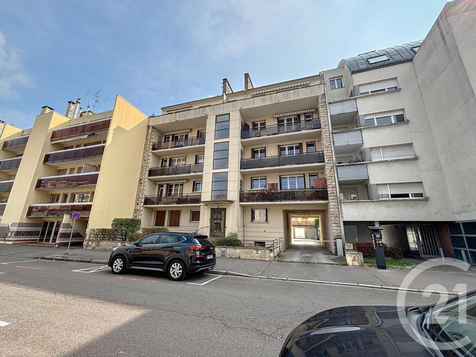Dijon, Bourgogne 21000, アキタン