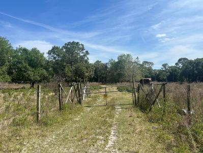 4810 Windmill Road, Loxahatchee, Florida 33470