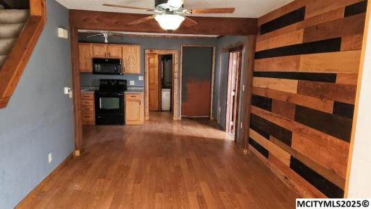 123 W Water St, Shell Rock, Iowa 50670, Estados Unidos