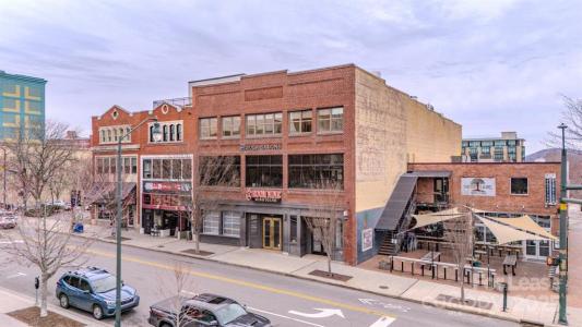 124 College Street Lower Level, Asheville, Carolina Do Norte 28801, Estados Unidos