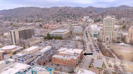 124 College Street 3rd Floor, Asheville, Carolina Do Norte 28801, Estados Unidos