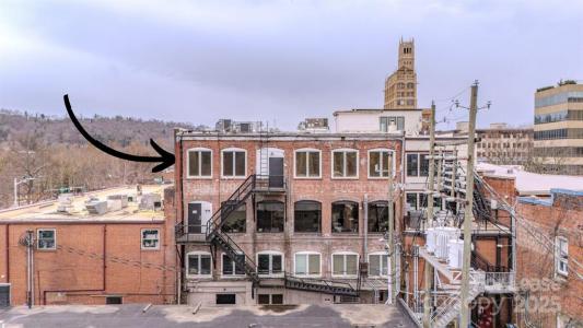 124 College Street 3rd Floor, Asheville, Carolina Do Norte 28801, Estados Unidos