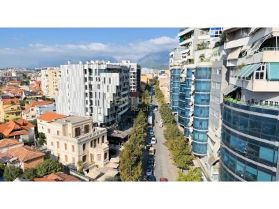 Rruga e Dibrës, Tirana, Albania