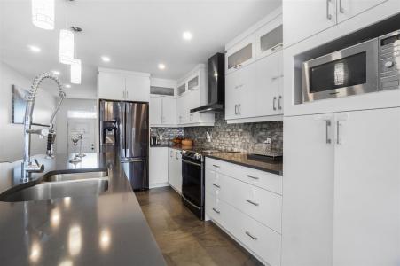 546 Rue des Pluviers, Gatineau (Gatineau), Quebec J8R 2V2, Canadá