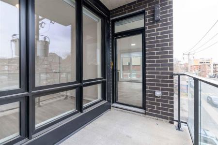 2805  Ch. Bates, Montréal (Côte-des-Neiges/Notre-Dame-de-Grâce), Quebec H3S 1B5, Canada