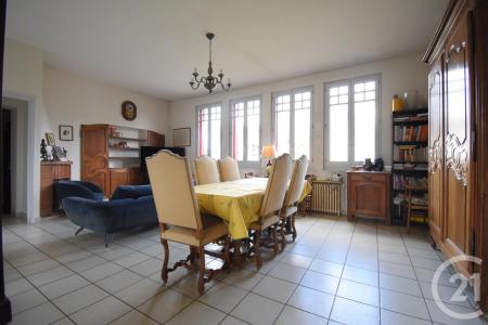 Bellerive Sur Allier, Auvernia 03700, Francia