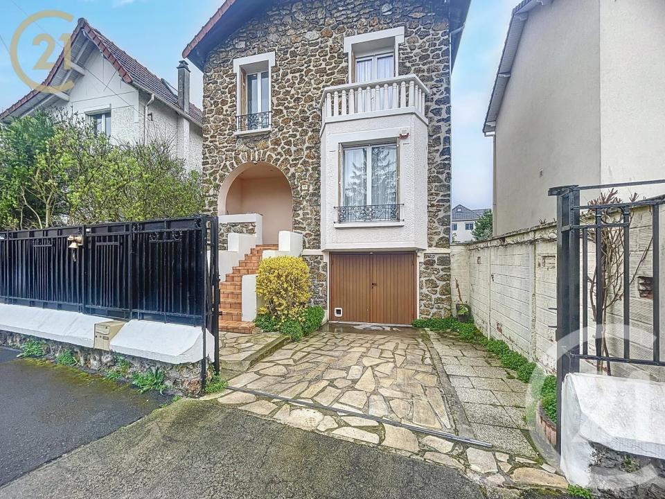 Bondy, Île-de-France 93140, France