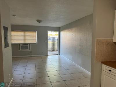 5222 NW 18th Pl 5222, Lauderhill, Флорида 33313, Соединенные Штаты
