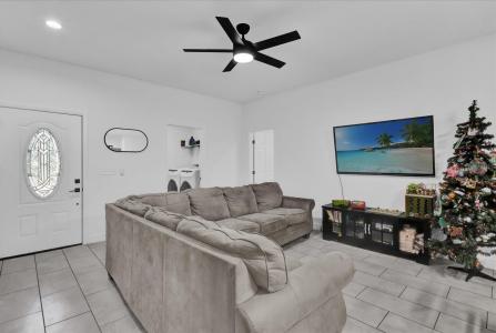 2319 9TH AVENUE, DELAND, Флорида 32724, Соединенные Штаты