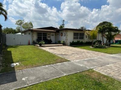 1380 NW 171 Street, Miami, Florida 33169, USA