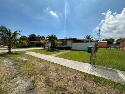 1380 NW 171 Street, Miami, Flórida 33169, Estados Unidos