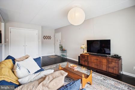 6220 Edsall Road Unit# 301, Alexandria, Wirginia 22312, USA